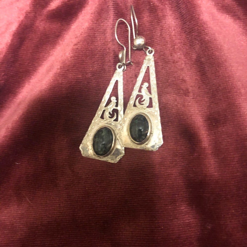 New women’s 925 sterling drop earrings with stone